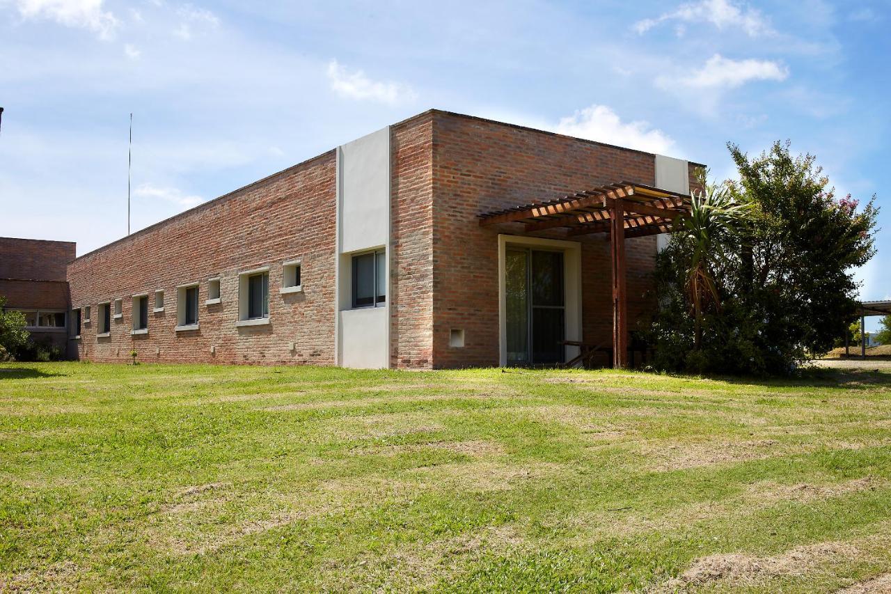 Hotel Juana De Ibarbourou Melo Exterior foto
